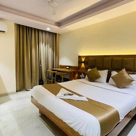 Hotel Arma Residency Bombay Esterno foto