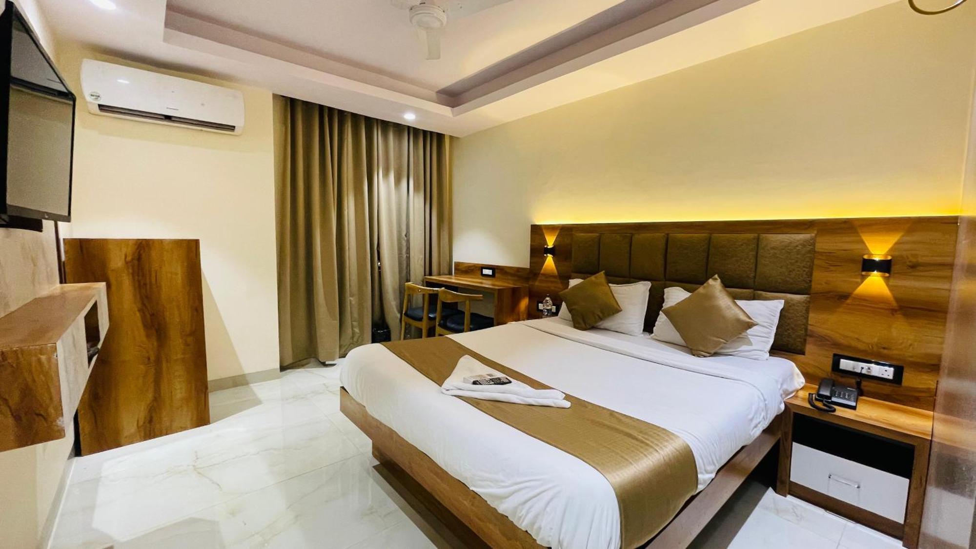 Hotel Arma Residency Bombay Esterno foto