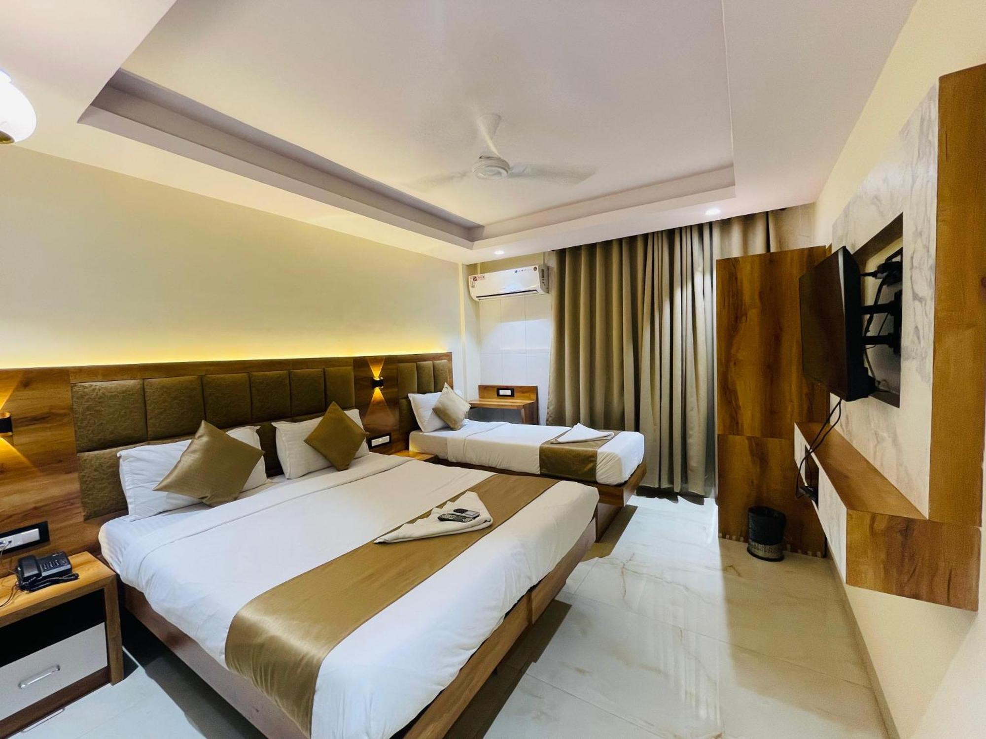 Hotel Arma Residency Bombay Esterno foto