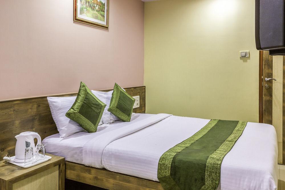 Hotel Arma Residency Bombay Esterno foto