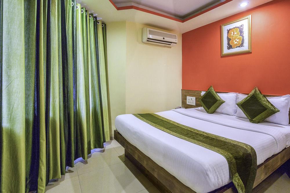 Hotel Arma Residency Bombay Esterno foto