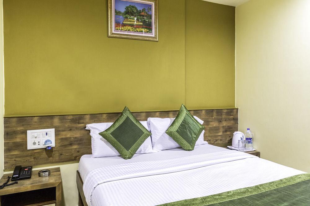 Hotel Arma Residency Bombay Esterno foto