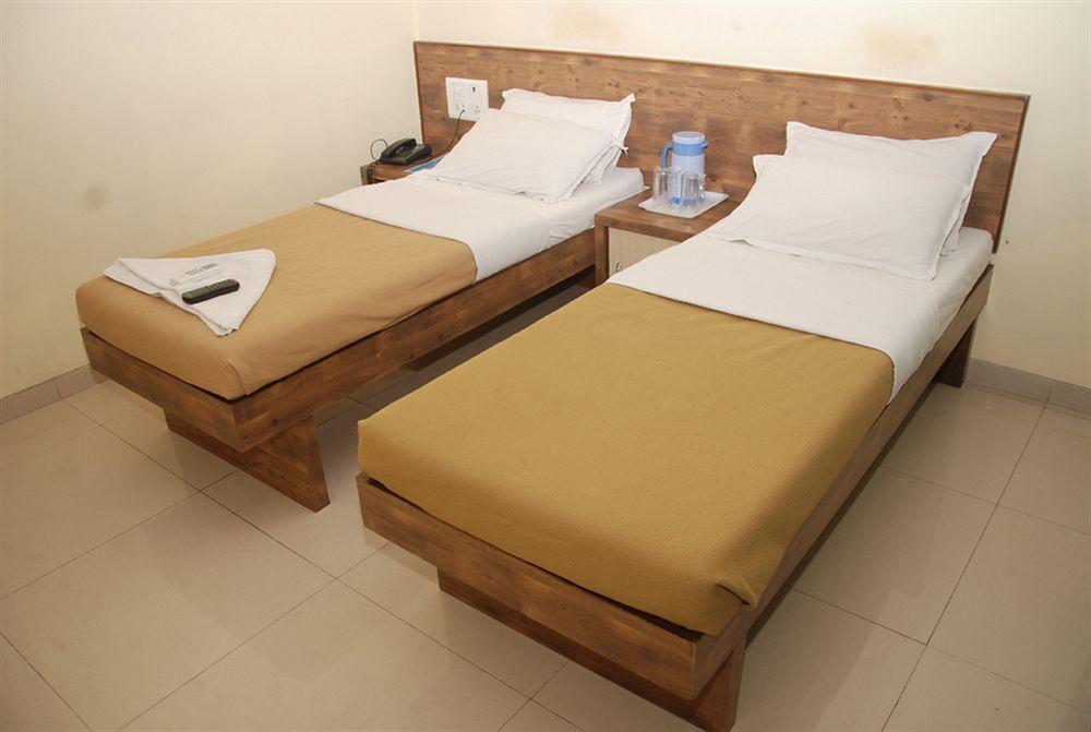 Hotel Arma Residency Bombay Esterno foto