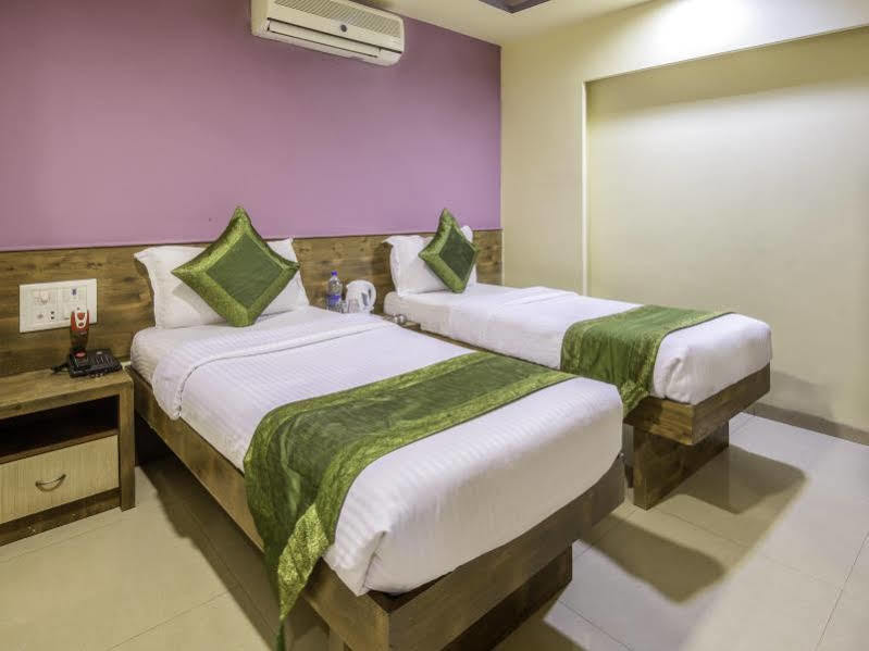 Hotel Arma Residency Bombay Esterno foto