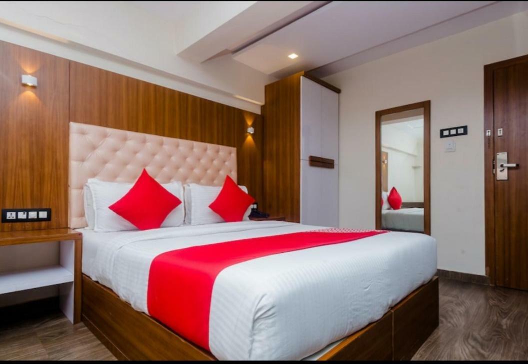 Hotel Arma Residency Bombay Esterno foto