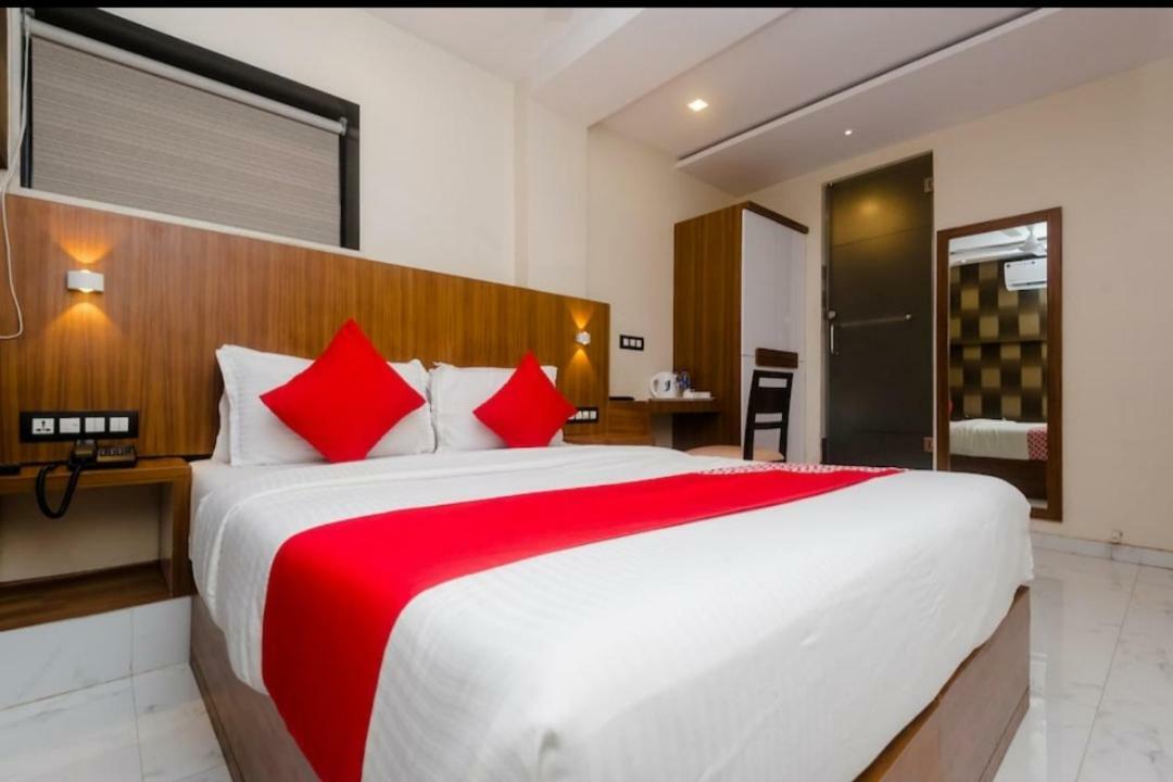 Hotel Arma Residency Bombay Esterno foto