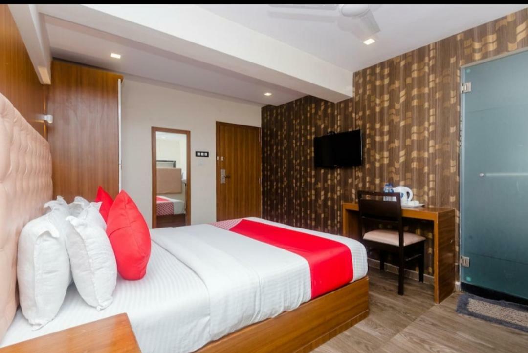 Hotel Arma Residency Bombay Esterno foto