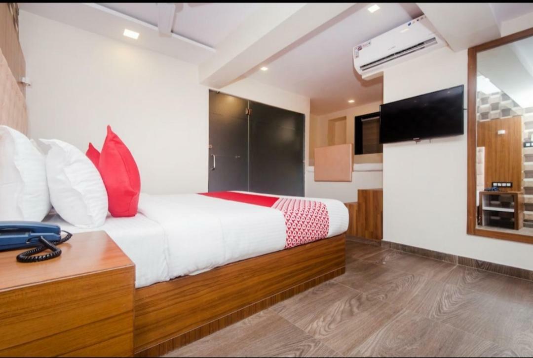 Hotel Arma Residency Bombay Esterno foto