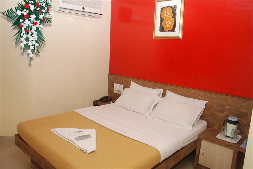Hotel Arma Residency Bombay Esterno foto